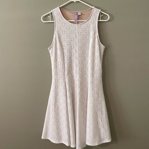 Alya White A-Line Dress Size XS - Picture 2 of 10